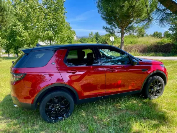 Land Rover Discovery Sport 2.0 TD4 HSE Auto 39