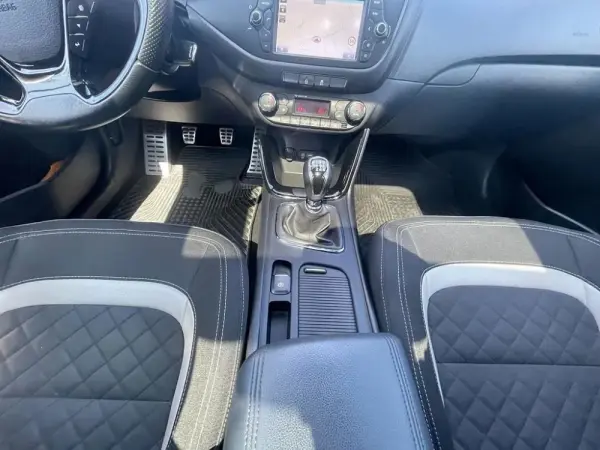 Kia Ceed 1.6 CRDi GT Line 8