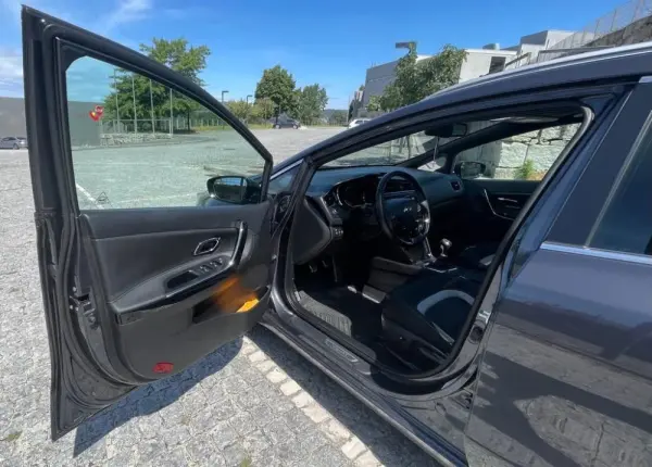 Kia Ceed 1.6 CRDi GT Line 16