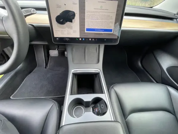 Tesla Model 3 Long Range Tração Traseira 14