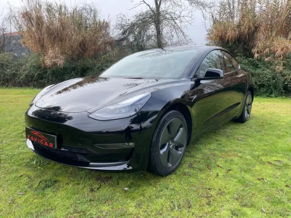 Tesla Model 3 Long Range Tração Traseira 32
