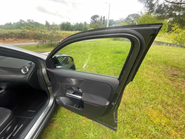 Mercedes-Benz EQA 250 AMG Line 39