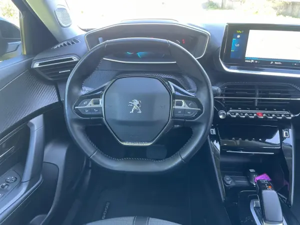 Peugeot e-2008 50 kWh Allure 30
