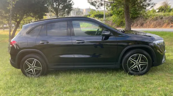 Mercedes-Benz EQA 250+ AMG Line 21