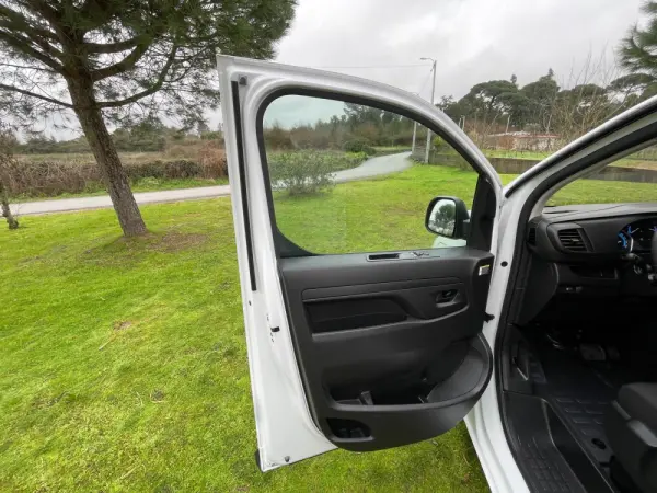 Citroën e-Jumpy Standard (75-kWh) 13