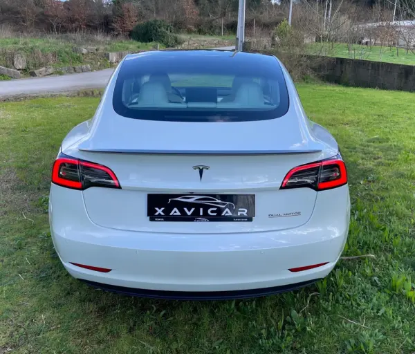 Tesla Model 3 Long Range AWD Dual Motor Performance 39