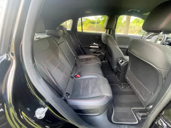 Mercedes-Benz EQA 250+ AMG Line 43