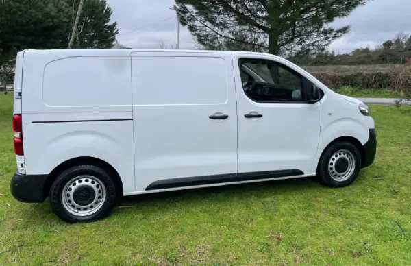 Citroën e-Jumpy Standard (75-kWh) 26
