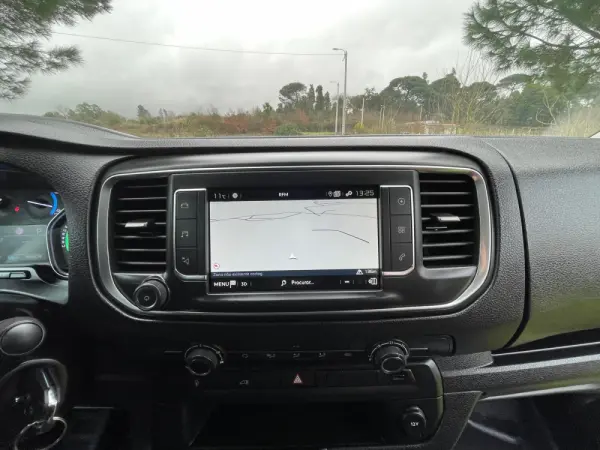 Citroën e-Jumpy Standard (75-kWh) 8