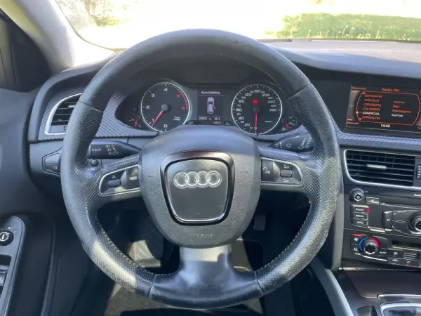 Audi A4 Avant 2.0 TDI Business Line 22