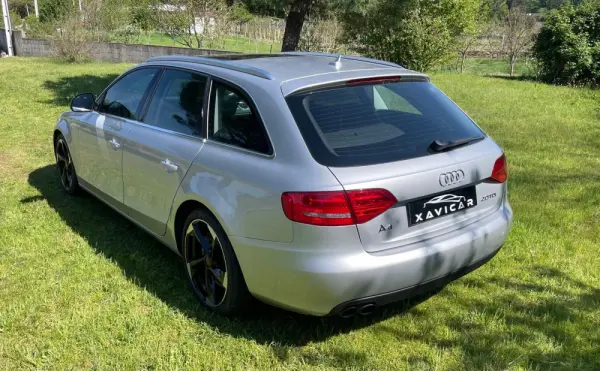 Audi A4 Avant 2.0 TDI Business Line 2