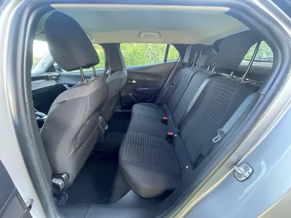 Peugeot e-2008 50 kWh Active 21