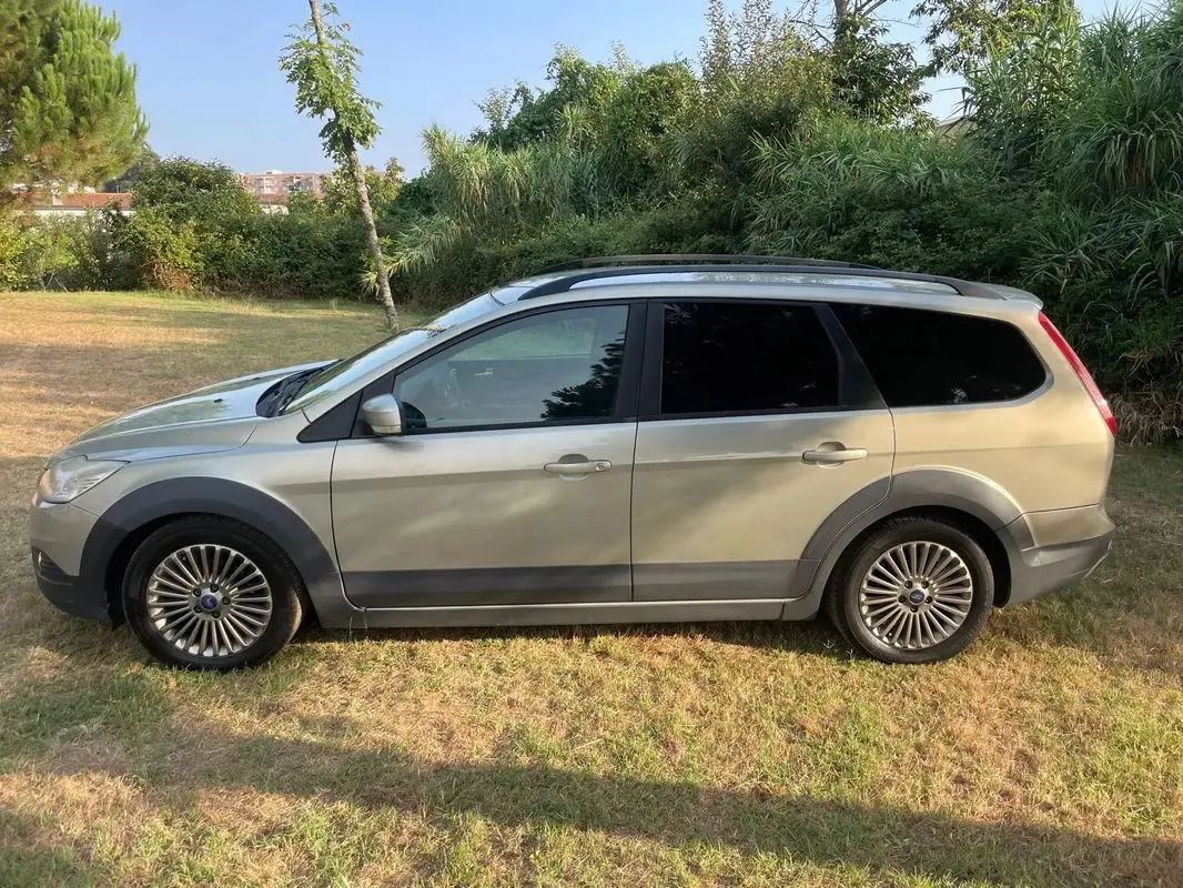 Ford Focus SW 1.6 TDCi DPF Titanium 3