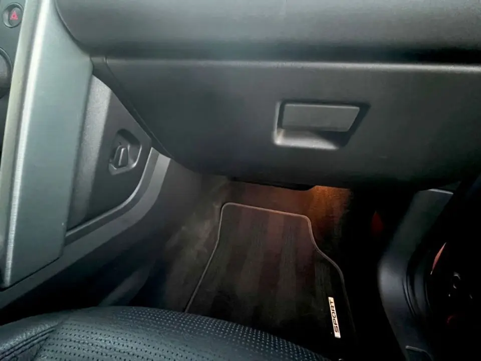 Land Rover Discovery Sport 2.0 TD4 HSE Auto 2