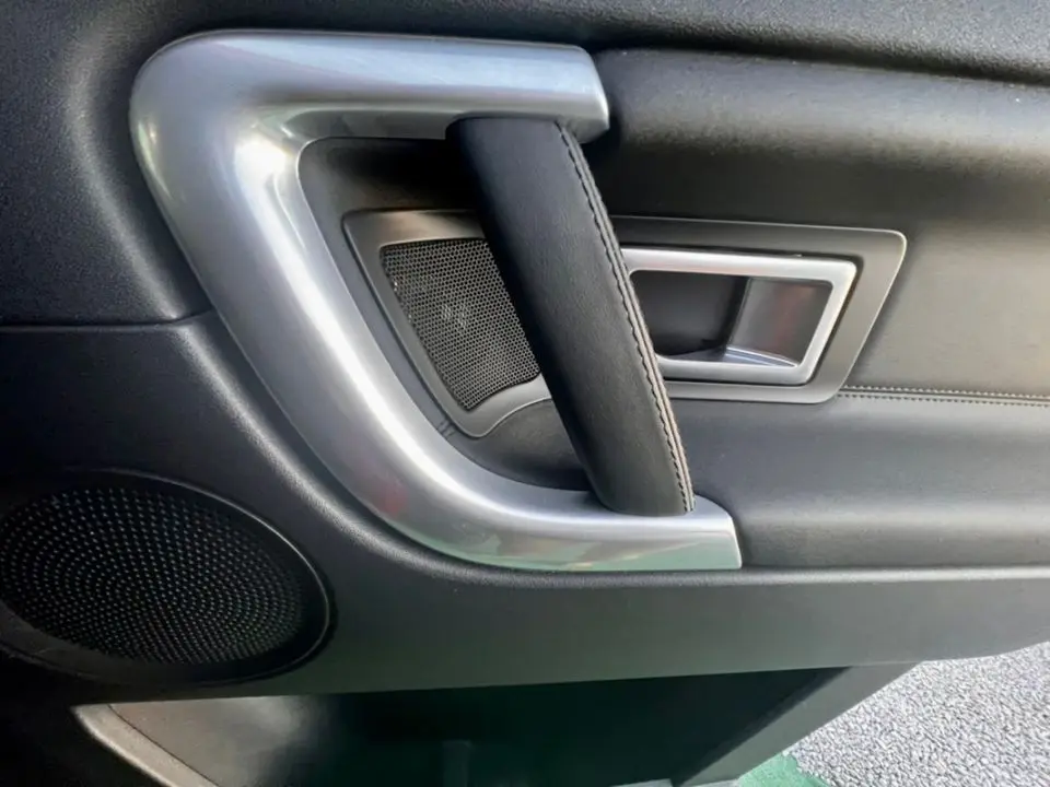 Land Rover Discovery Sport 2.0 TD4 HSE Auto 12