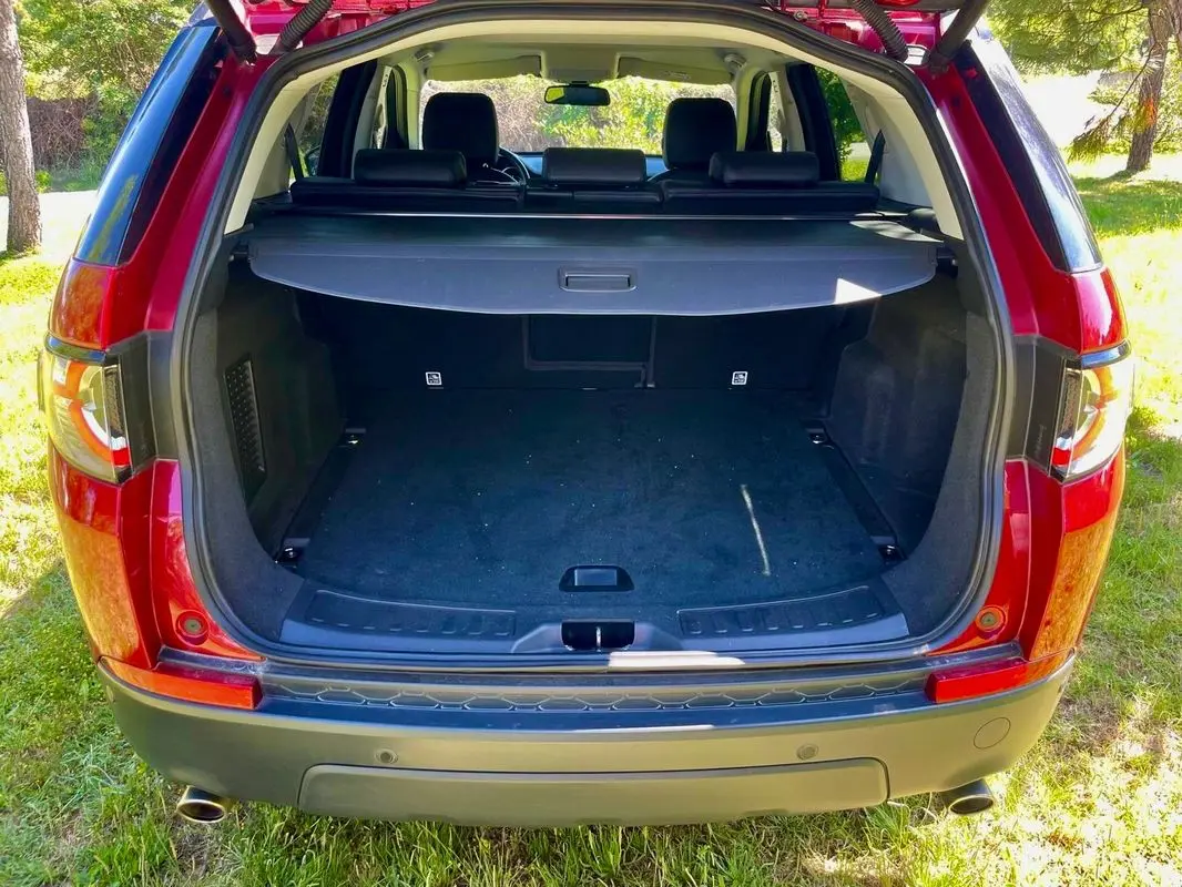 Land Rover Discovery Sport 2.0 TD4 HSE Auto 27