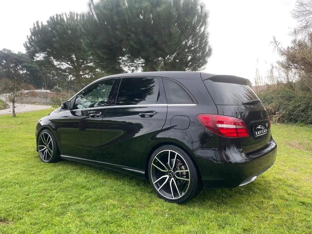 Mercedes-Benz B 180 (CDI) d 7G-DCT Urban 12