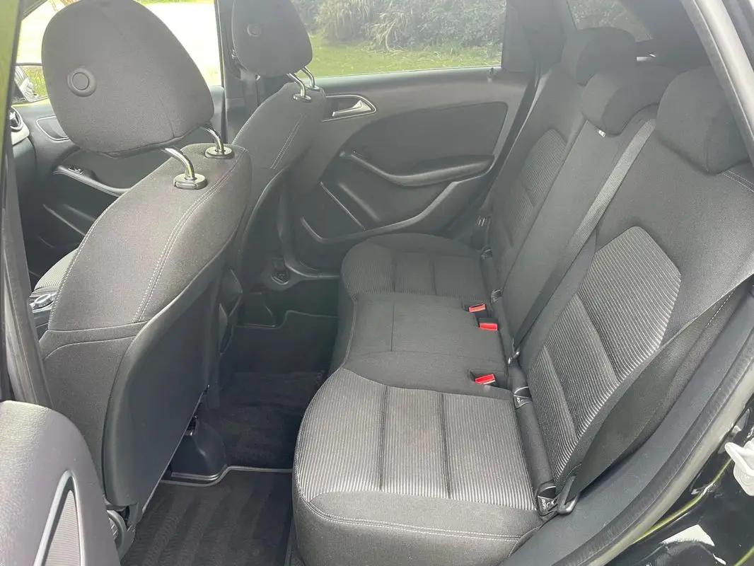 Mercedes-Benz B 180 (CDI) d 7G-DCT Urban 20