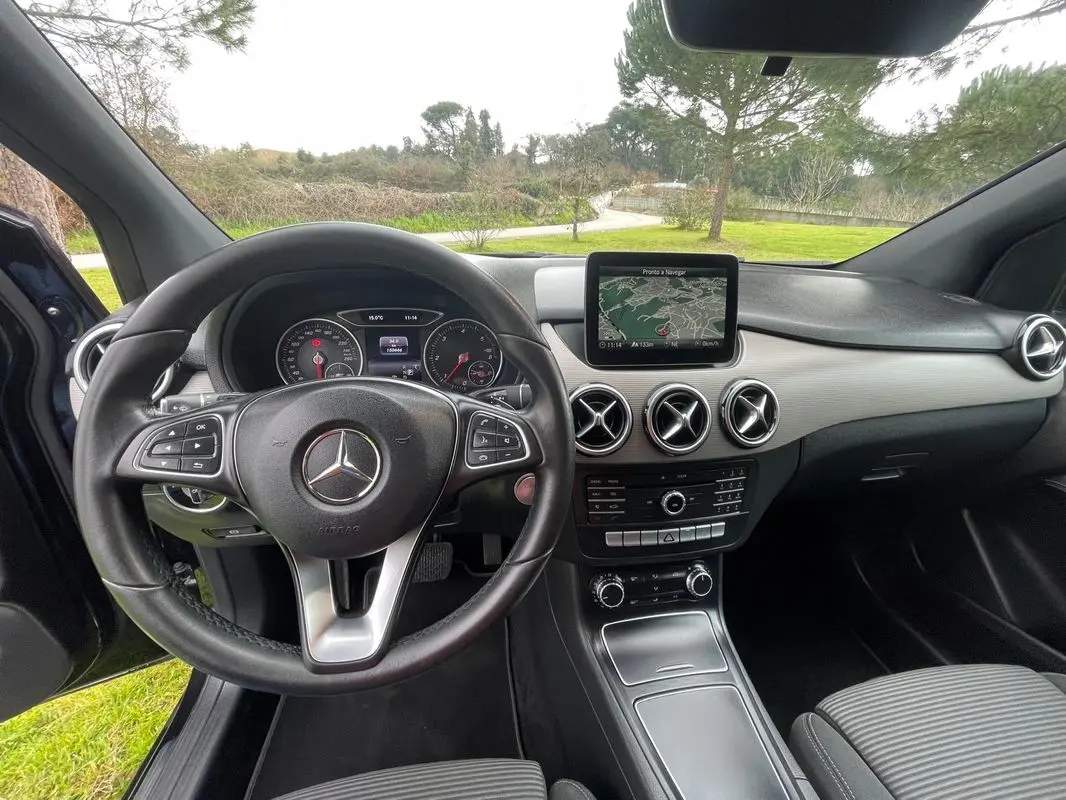 Mercedes-Benz B 180 (CDI) d 7G-DCT Urban 22