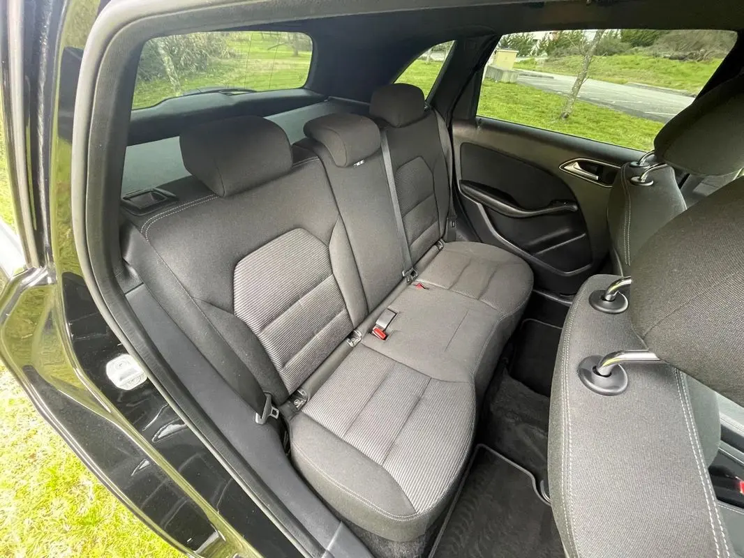 Mercedes-Benz B 180 (CDI) d 7G-DCT Urban 23