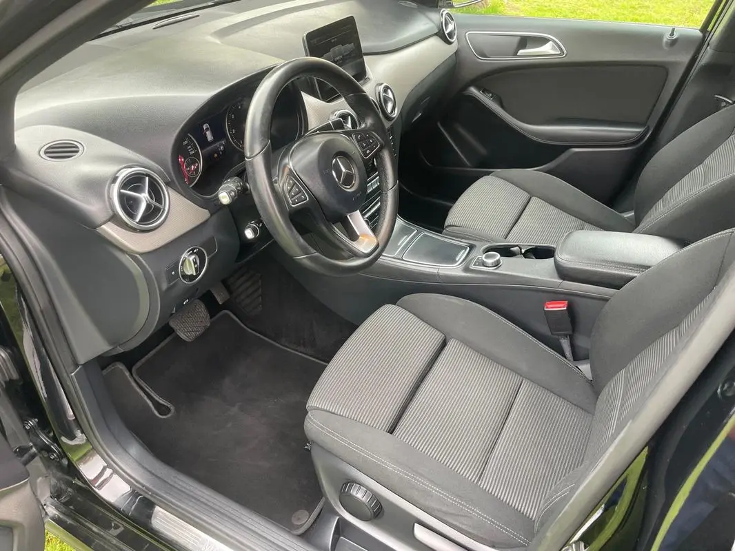 Mercedes-Benz B 180 (CDI) d 7G-DCT Urban 30