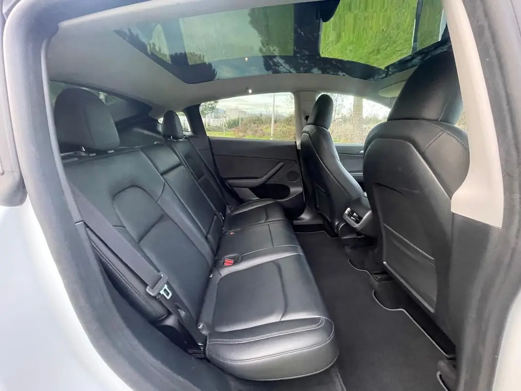Tesla Model Y RWD 21