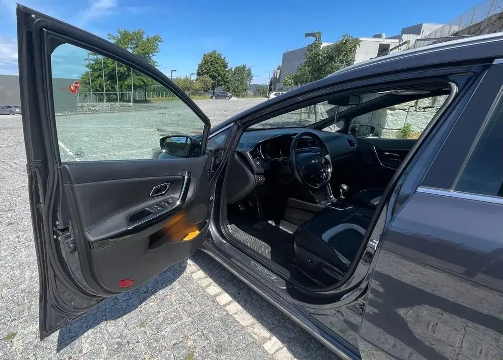 Kia Ceed 1.6 CRDi GT Line 16