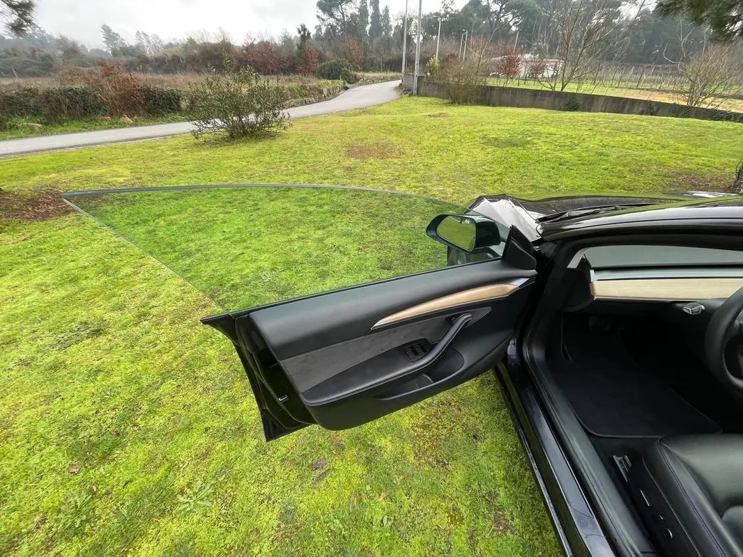 Tesla Model 3 Long Range Tração Traseira 18