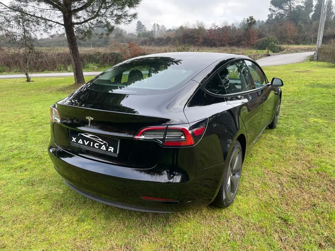 Tesla Model 3 Long Range Tração Traseira 23