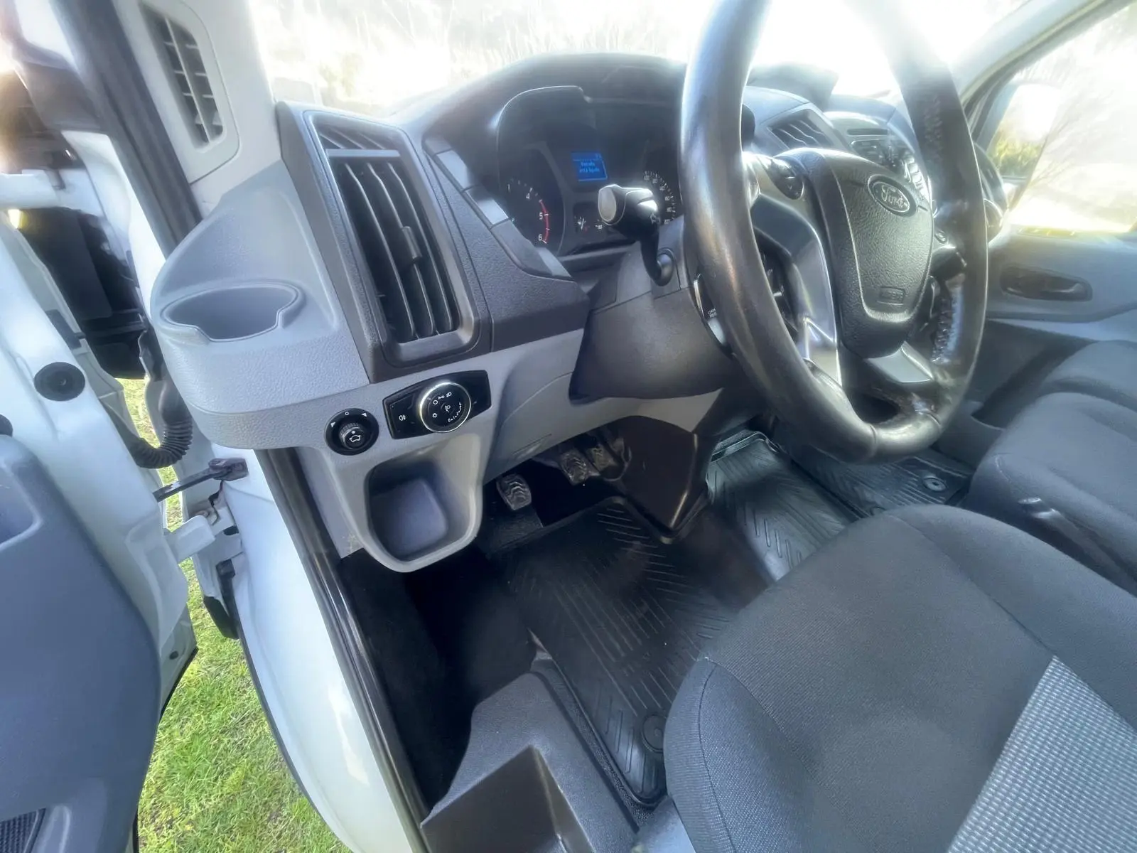 Ford Transit 330 L3 2.0 TDCi H2 Trend Antepara 24