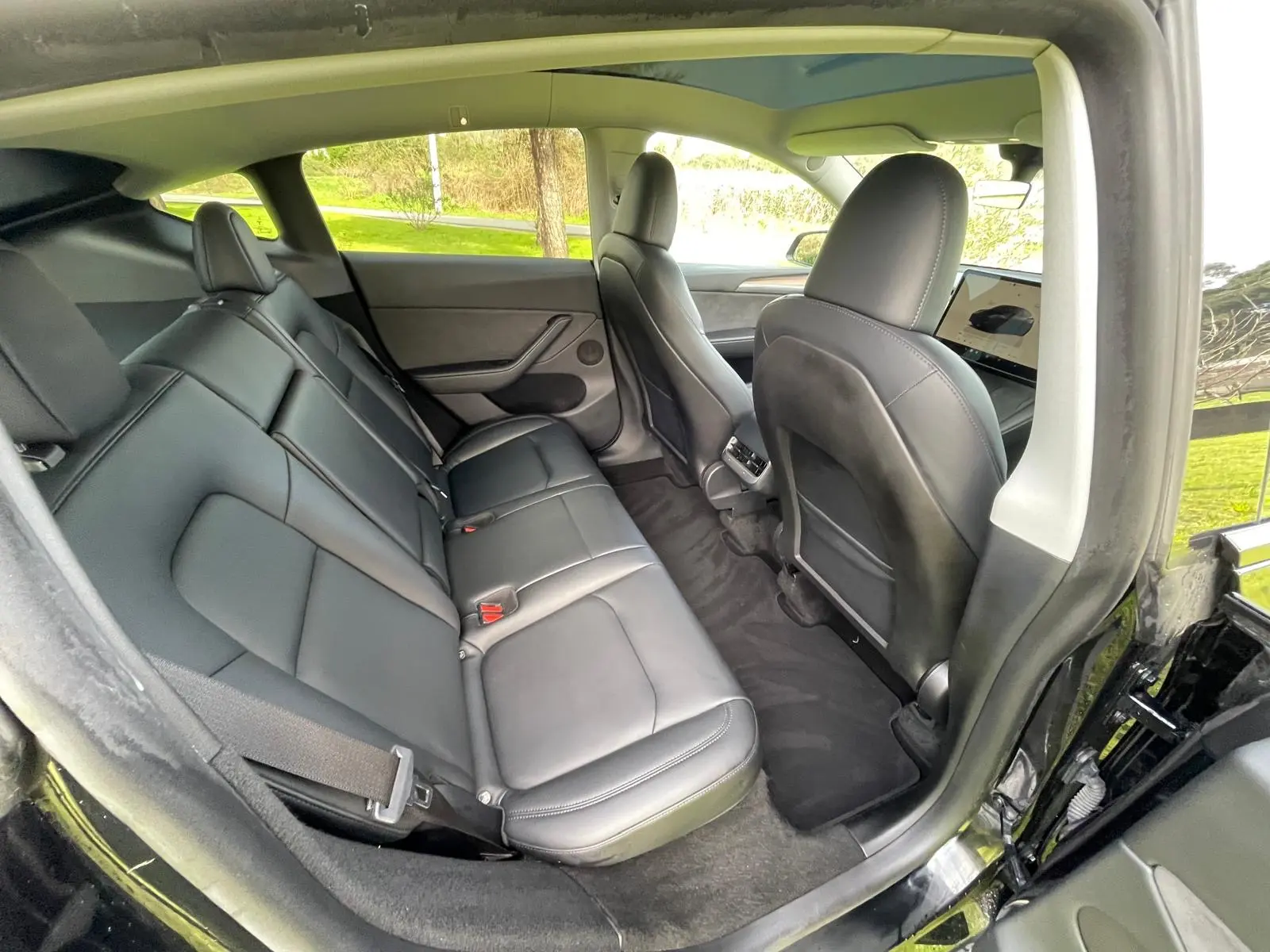 Tesla Model Y Performance Tração Integral 29