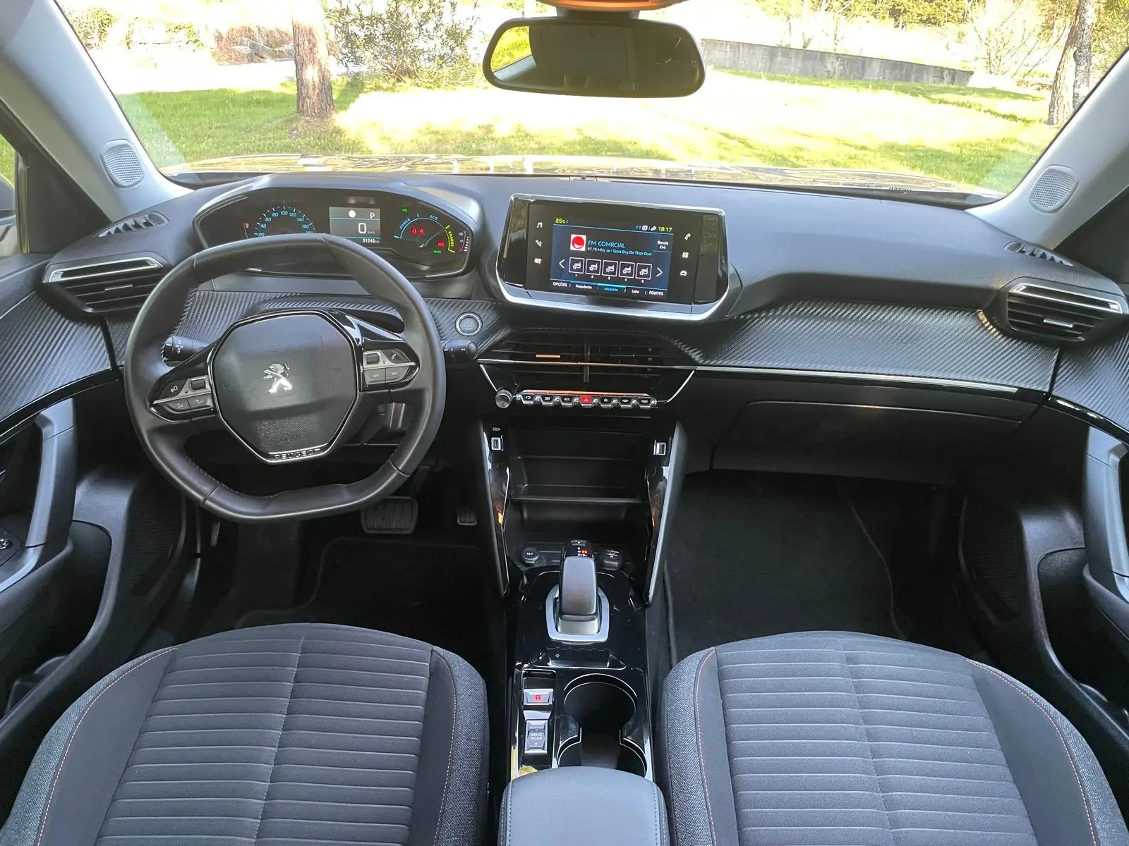 Peugeot e-2008 50 kWh Active 15