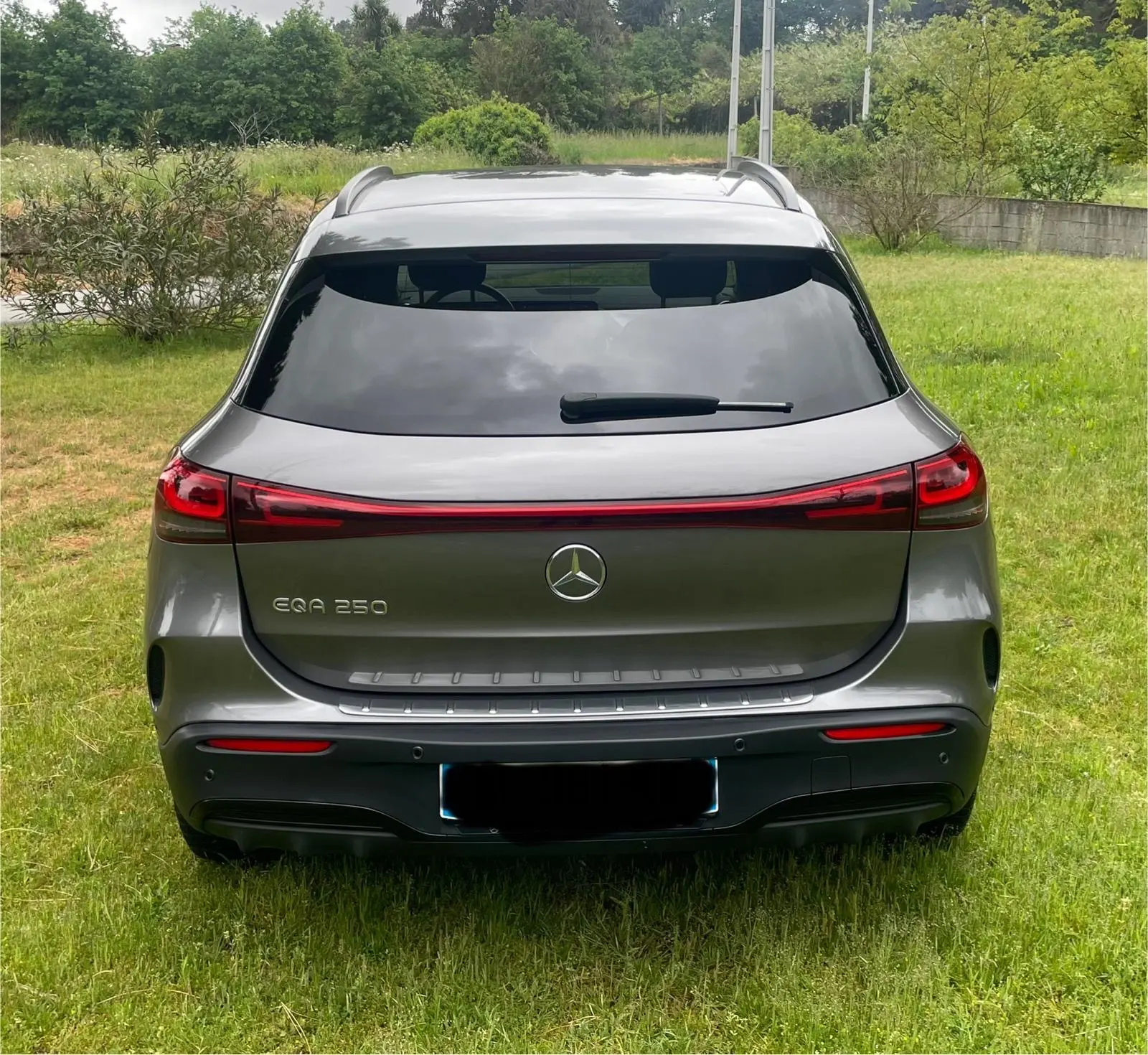 Mercedes-Benz EQA 250 AMG Line 20