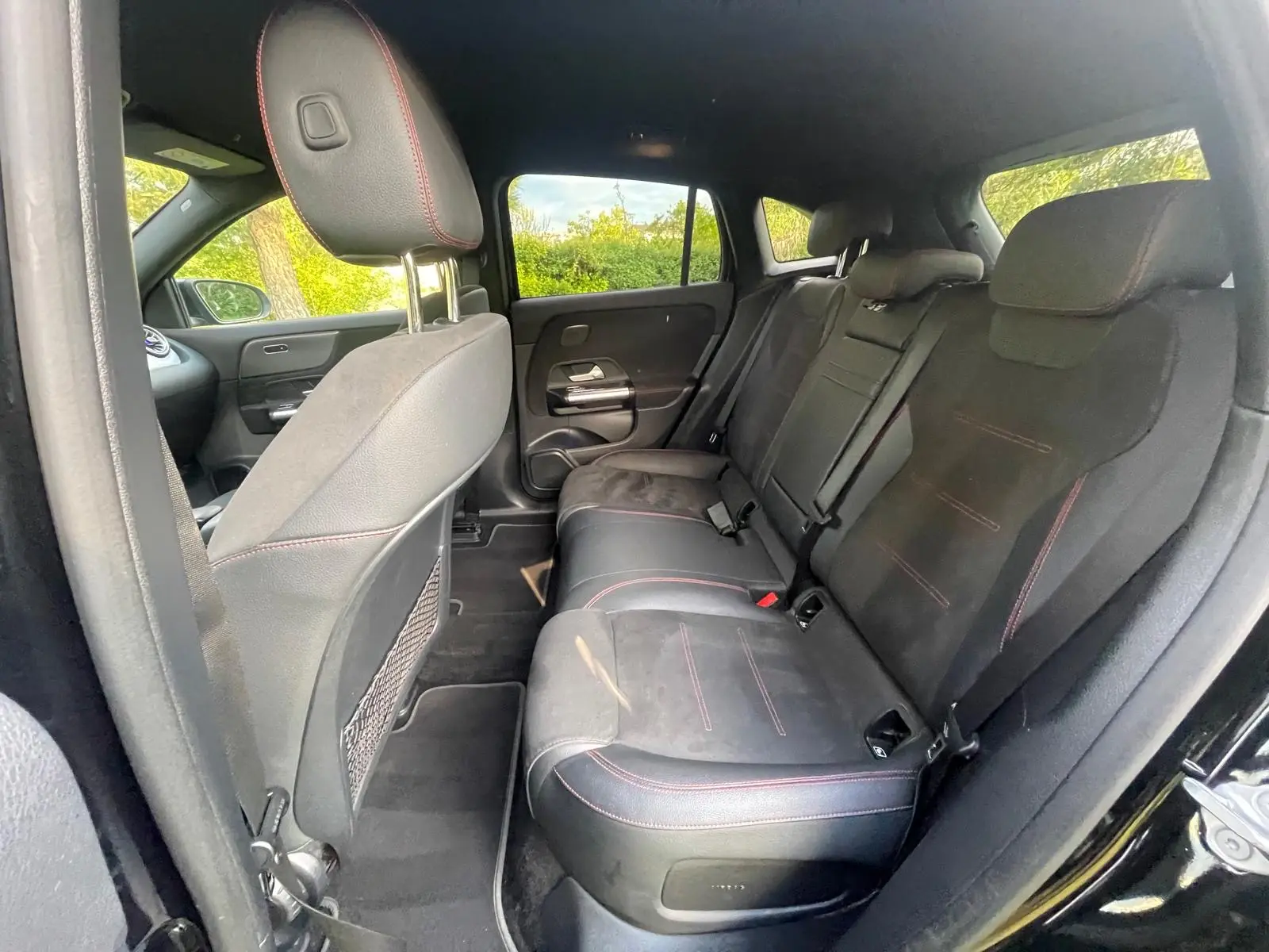 Mercedes-Benz EQA 250+ AMG Line 44