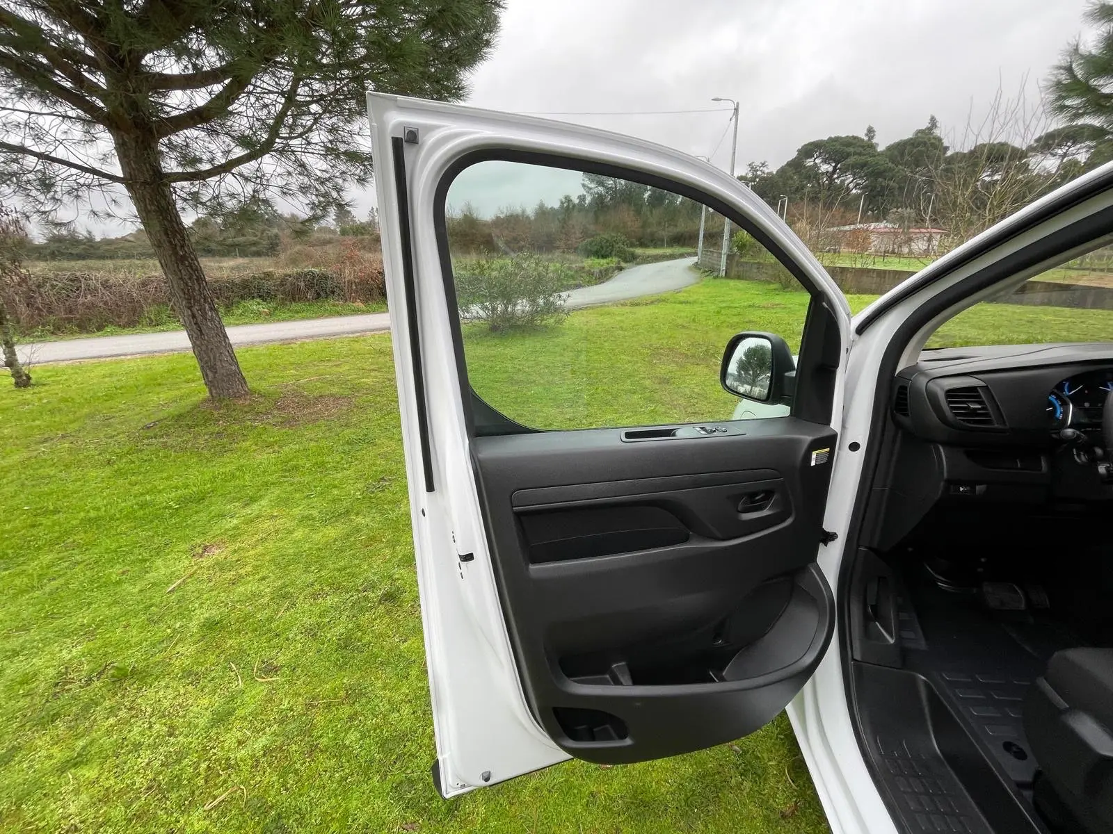 Citroën e-Jumpy Standard (75-kWh) 13