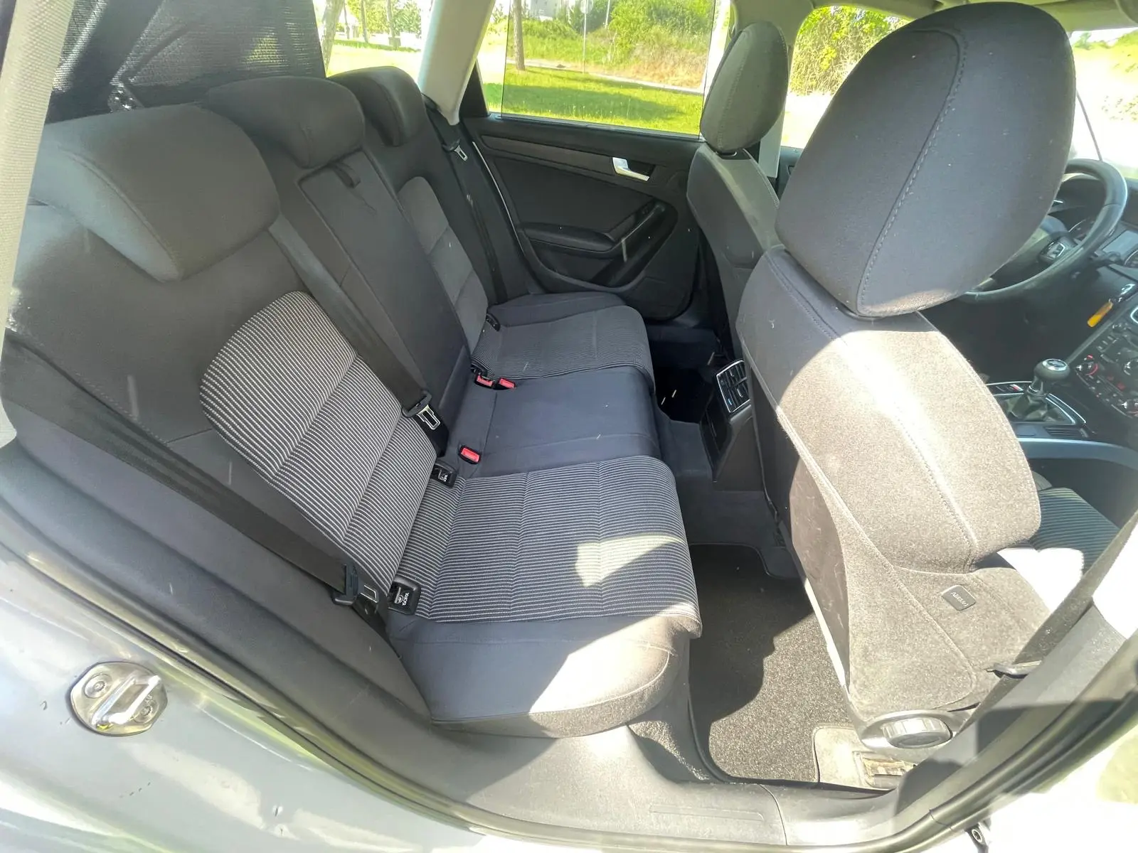 Audi A4 Avant 2.0 TDI Business Line 19