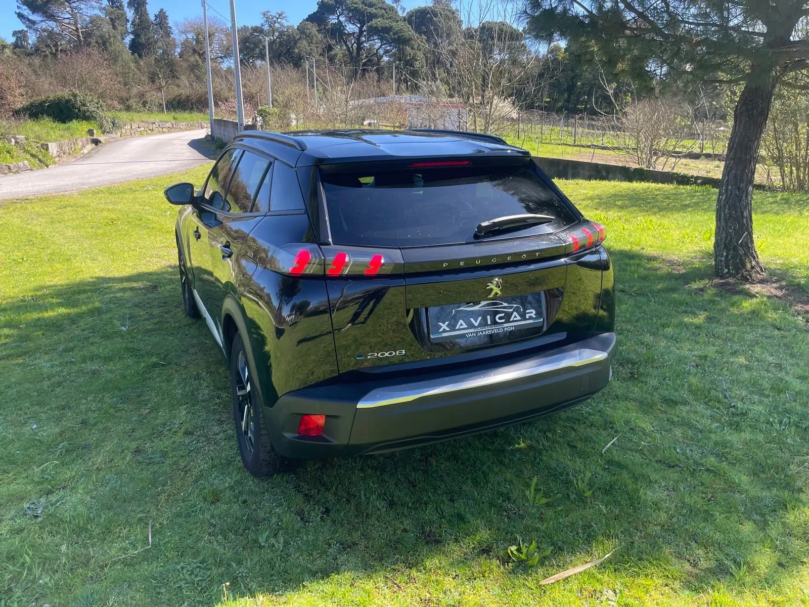 Peugeot e-2008 50 kWh Allure 4