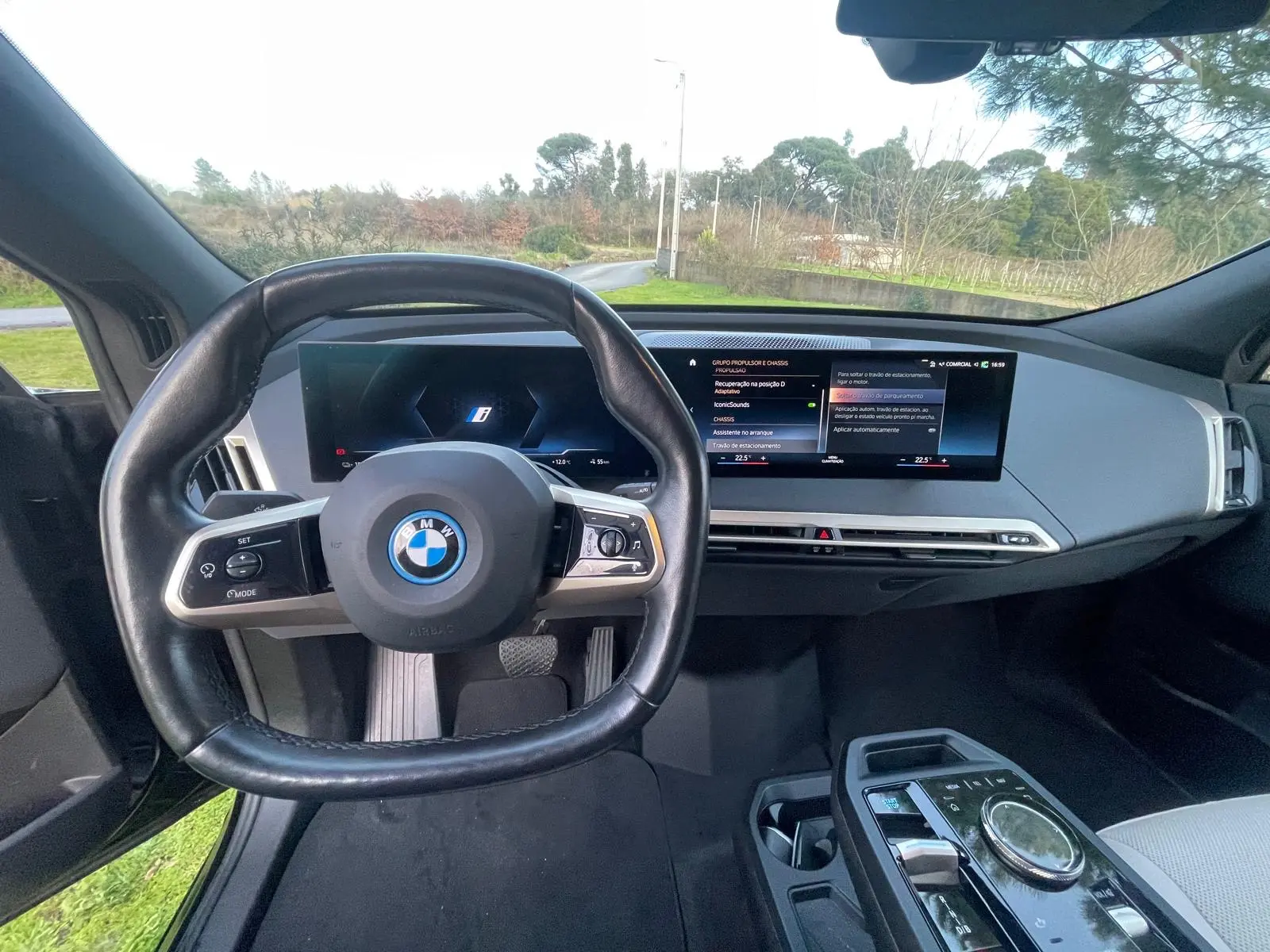BMW iX xDrive 40 23