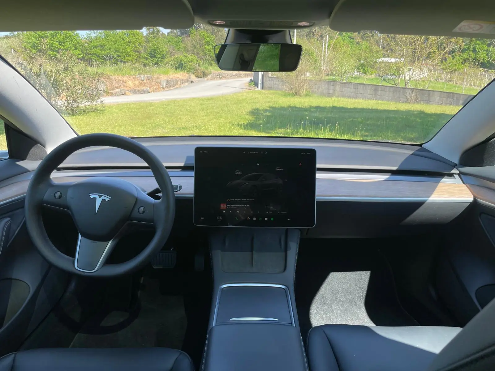 Tesla Model 3 Standard Range Plus RWD 16