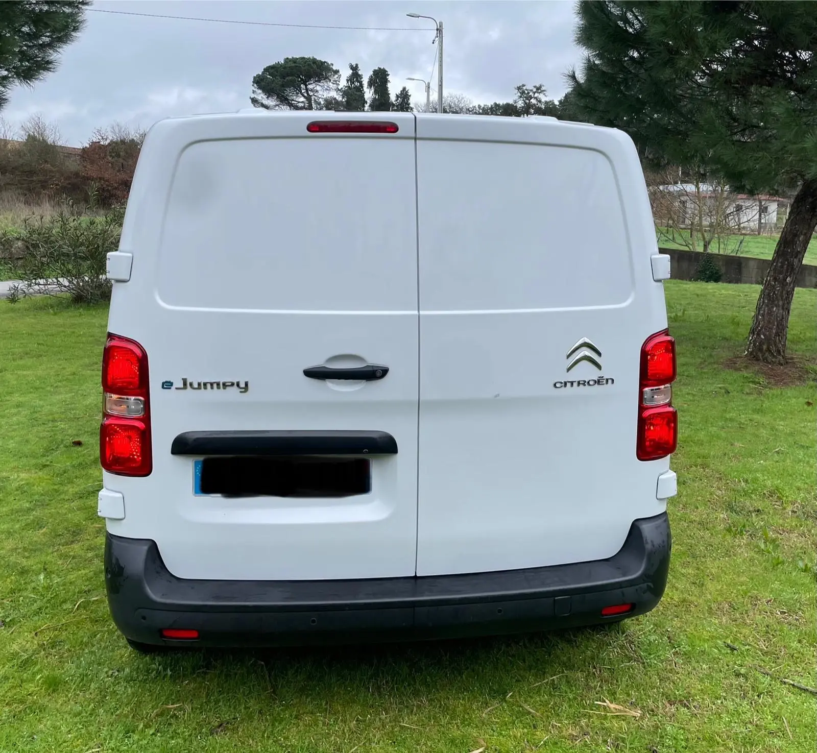 Citroën e-Jumpy Standard (75-kWh) 28