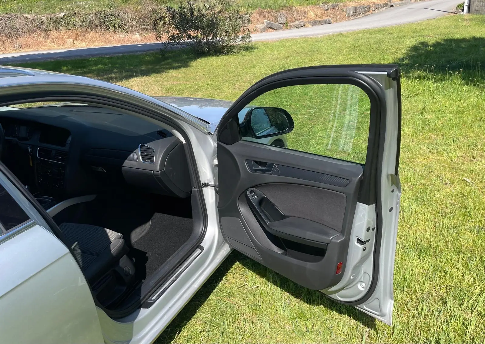 Audi A4 Avant 2.0 TDI Business Line 13