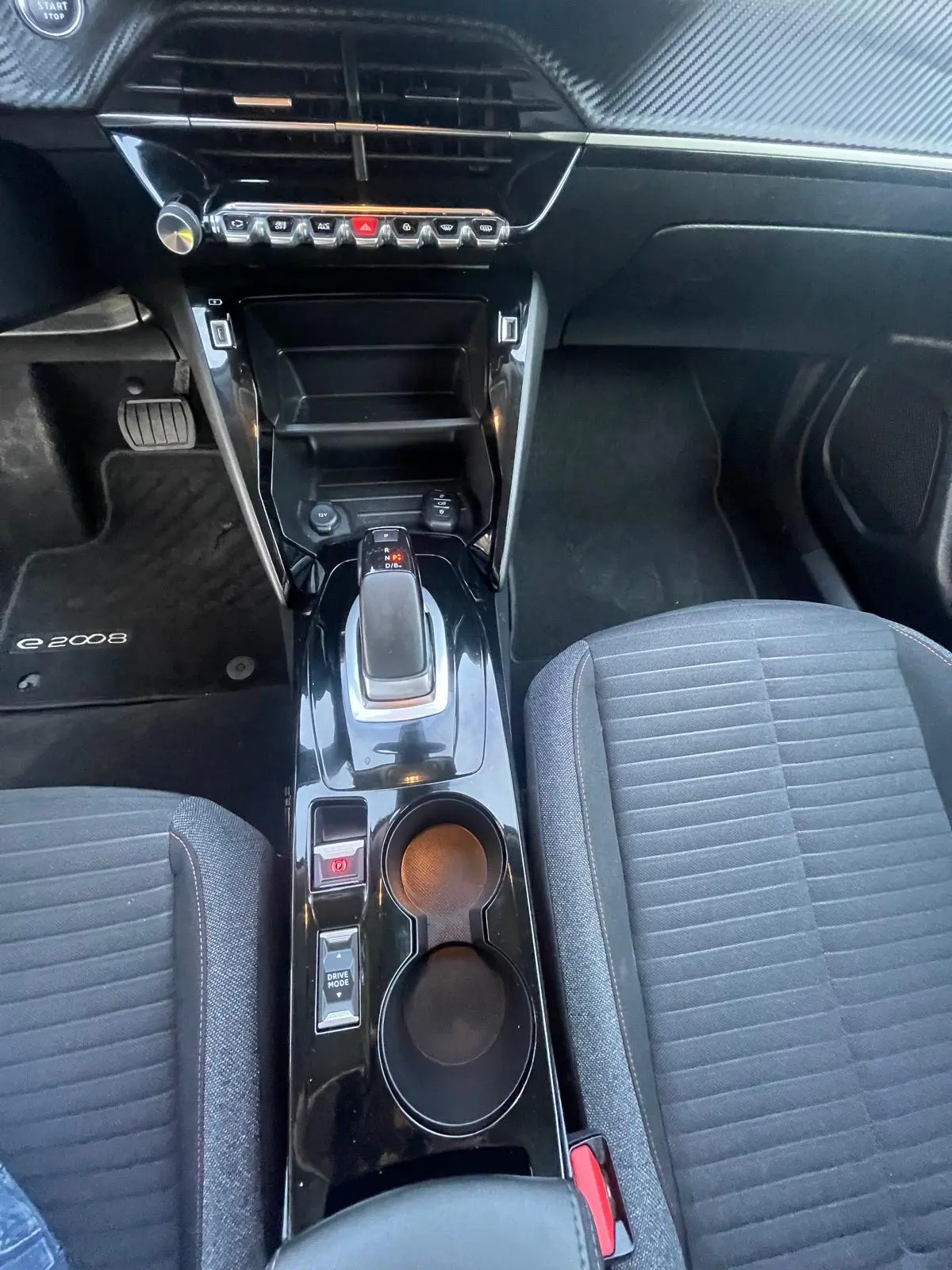 Peugeot e-2008 50 kWh Active 28