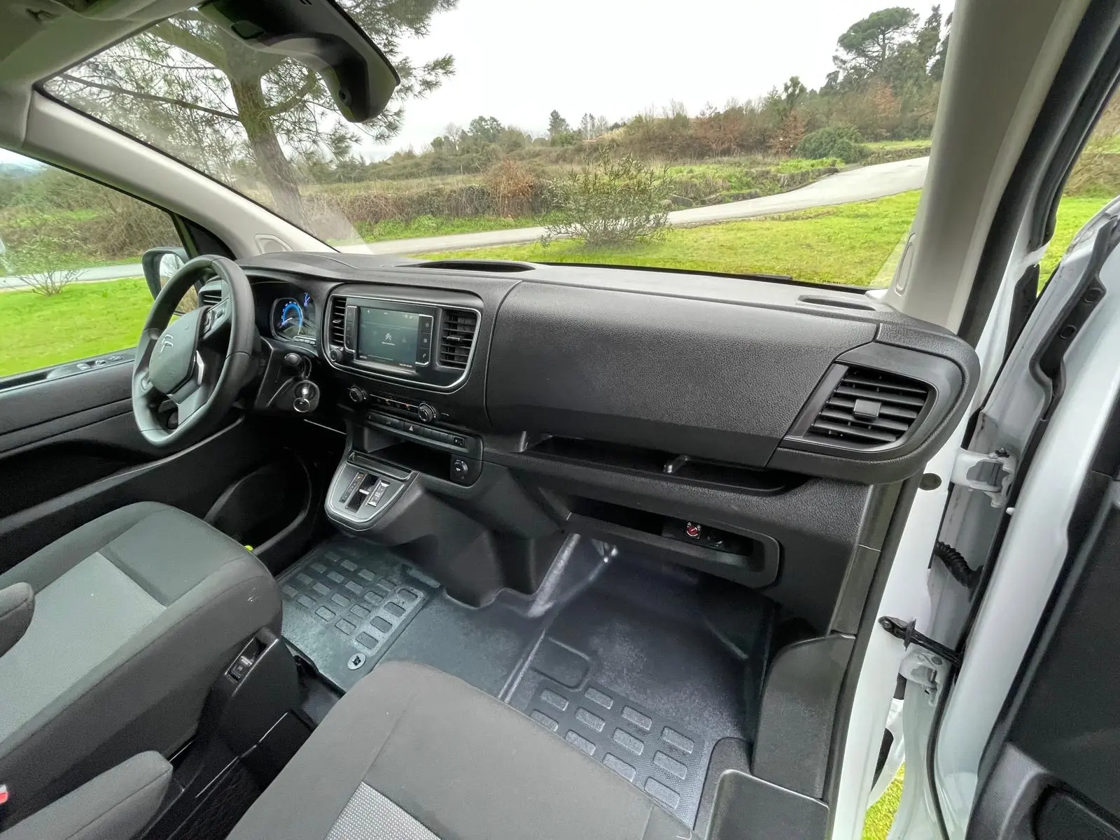 Citroën e-Jumpy Standard (75-kWh) 6