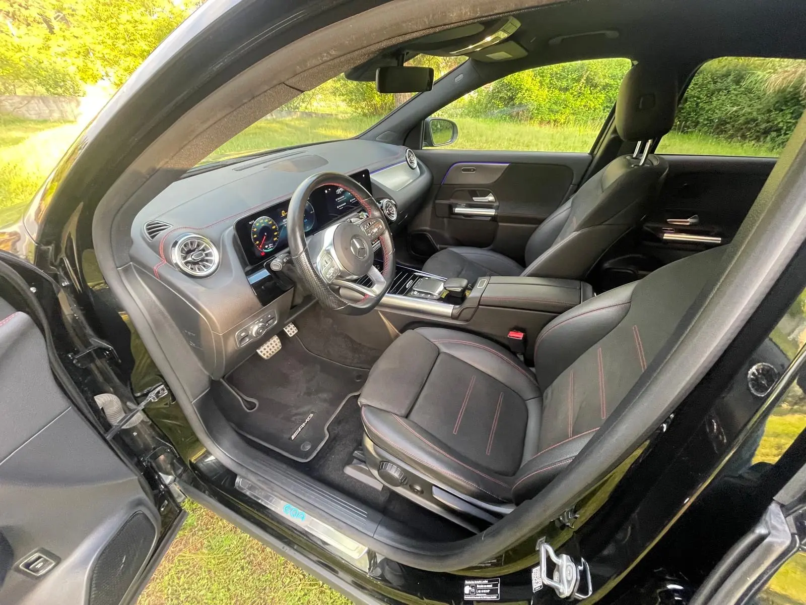 Mercedes-Benz EQA 250+ AMG Line 9