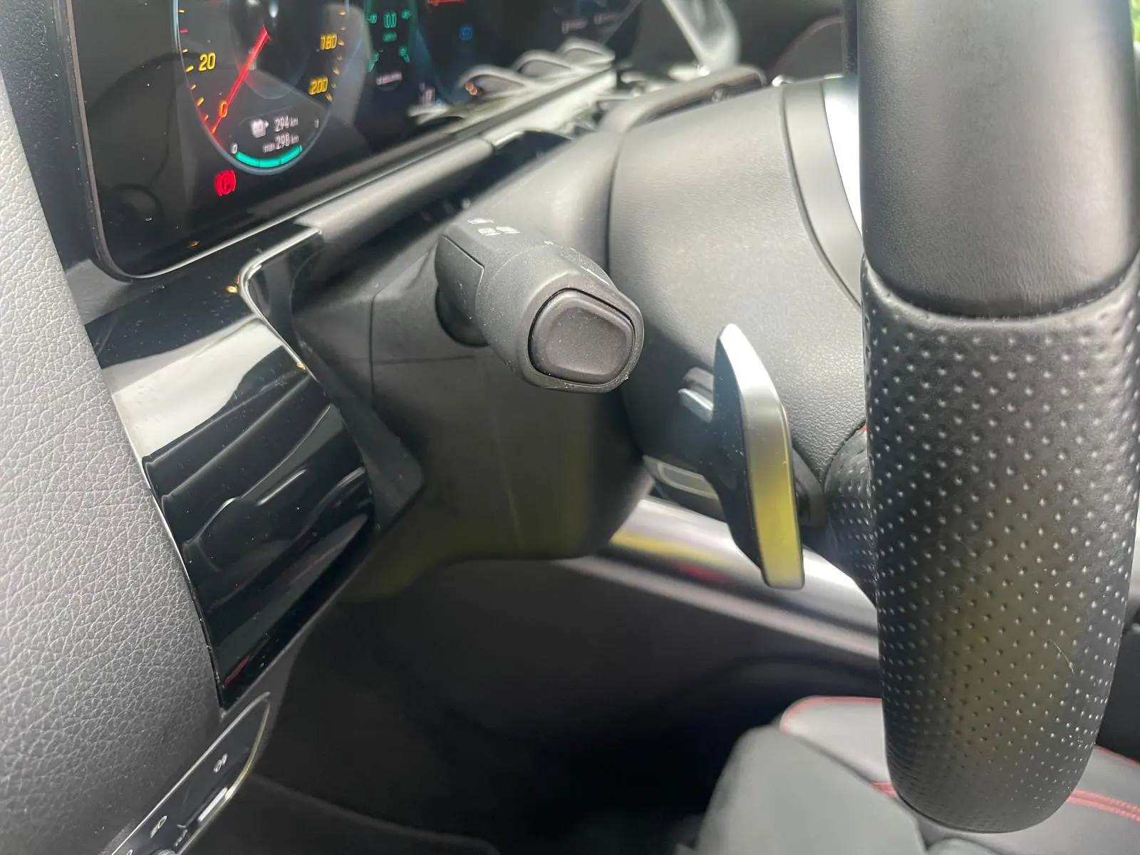 Mercedes-Benz EQA 250 AMG Line 29