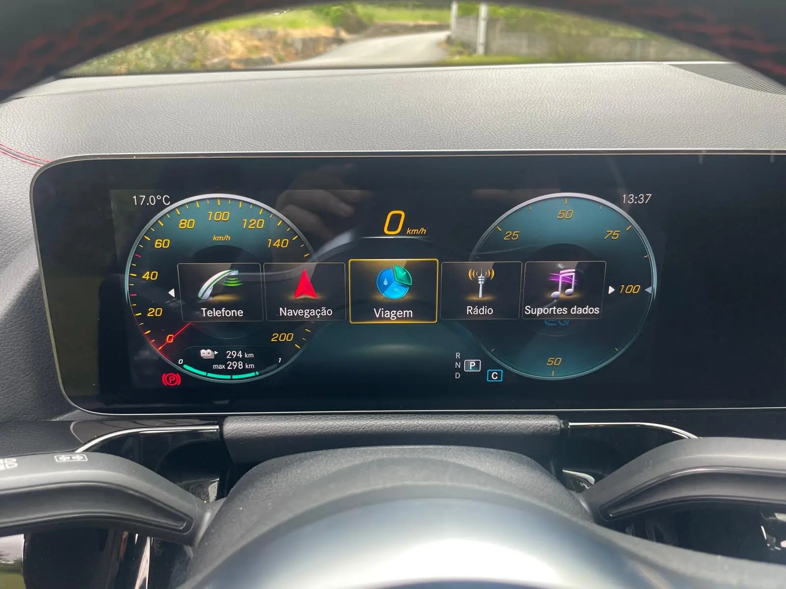 Mercedes-Benz EQA 250 AMG Line 34