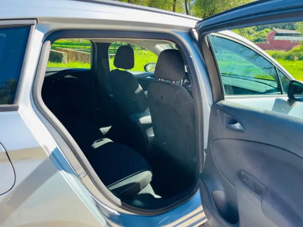 Opel Astra Sports Tourer 1.5 D Business Edition Aut. S/S 9