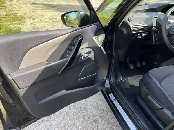 Citroën C4 Spacetourer Outro 6