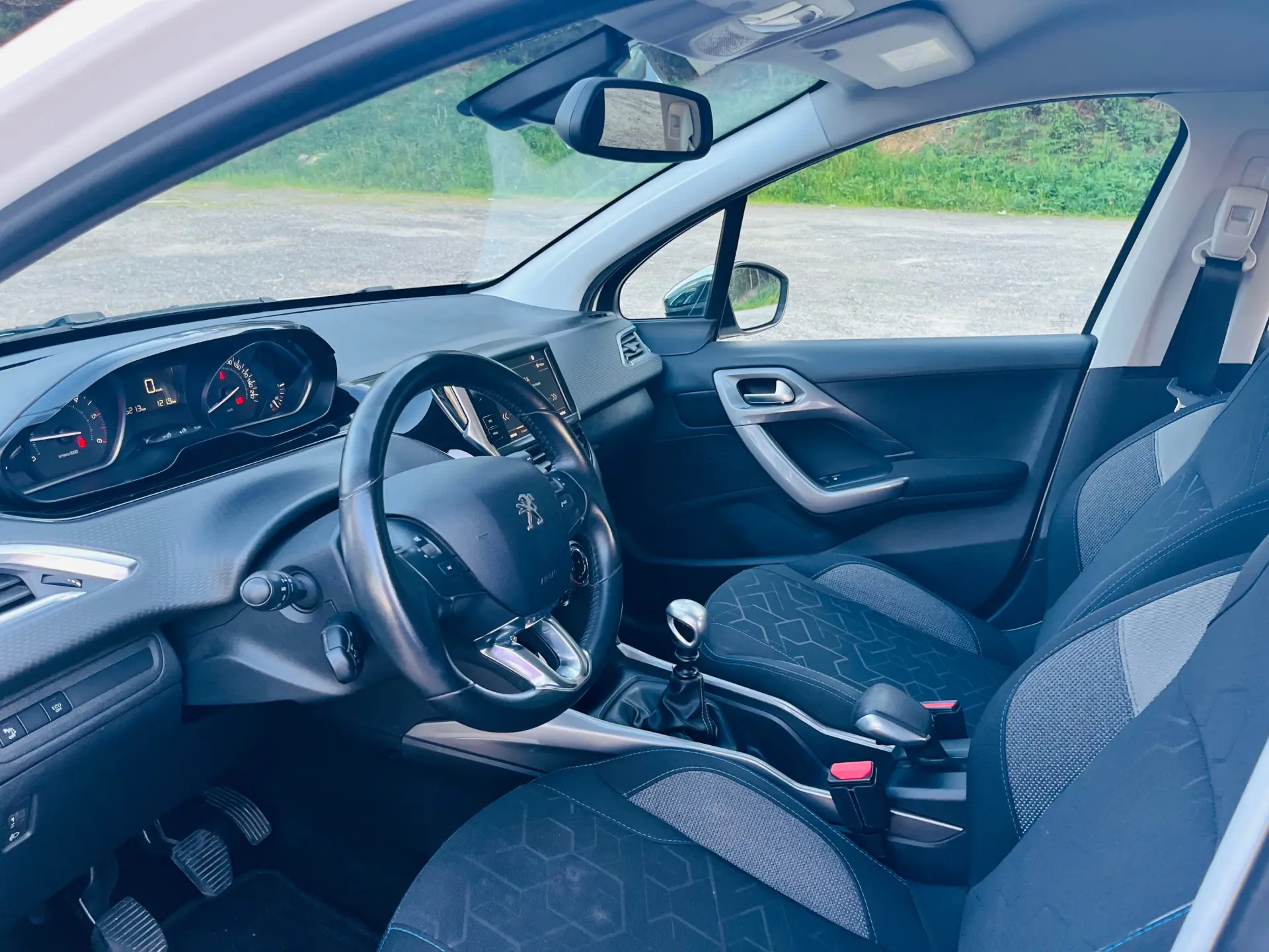 Peugeot 2008 1.5 BlueHDi Active 11