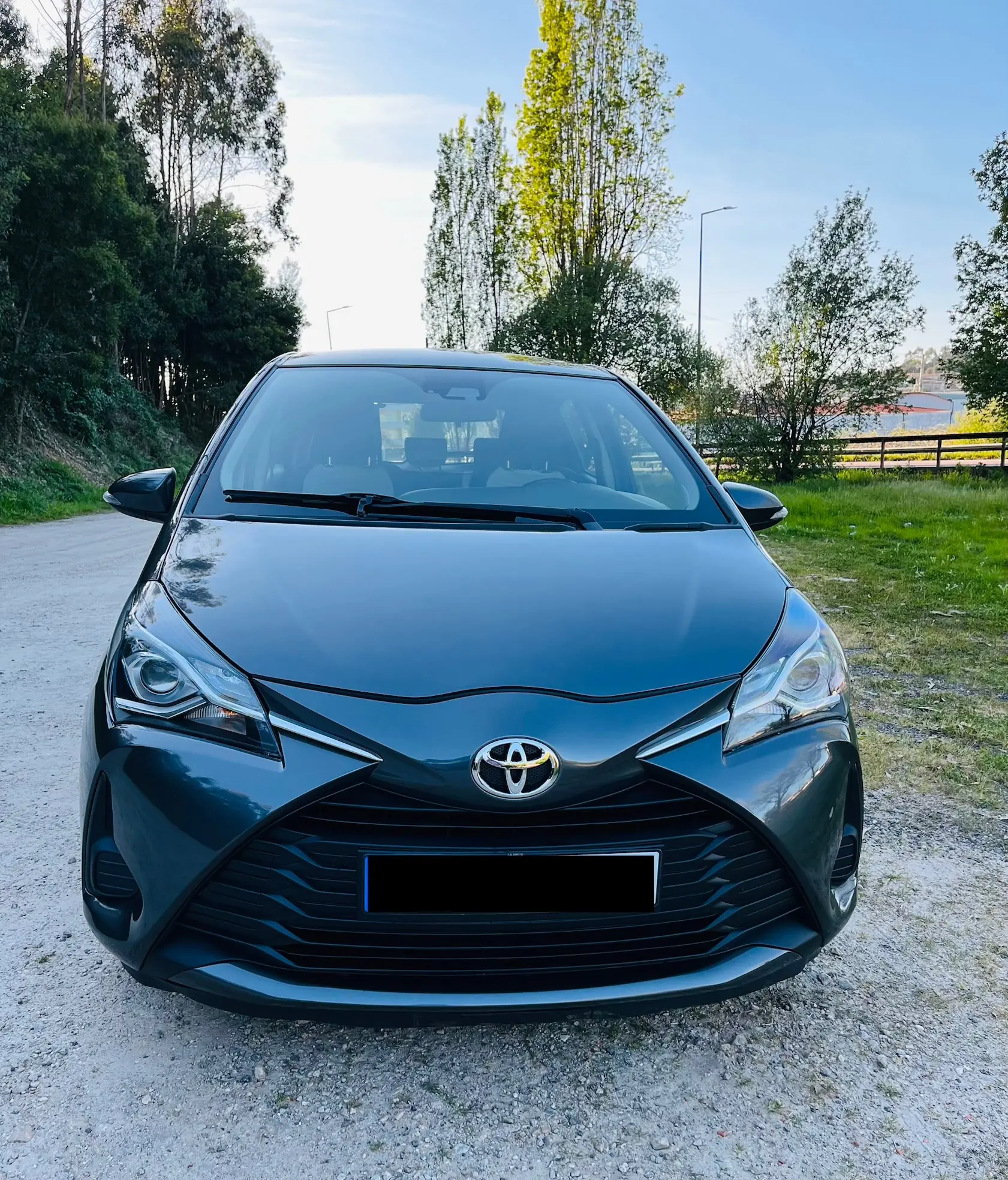 Toyota Yaris Exclusive 2